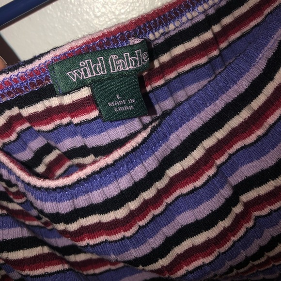 Striped Crop Top - Picture 2 of 2